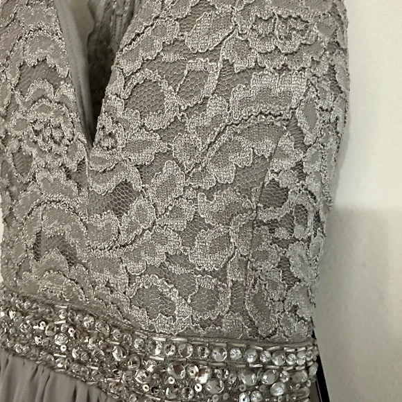 NWT Macy’s Emerald Sundae Gray maxi dress size Small, V neckline, front slit - Picture 15 of 15